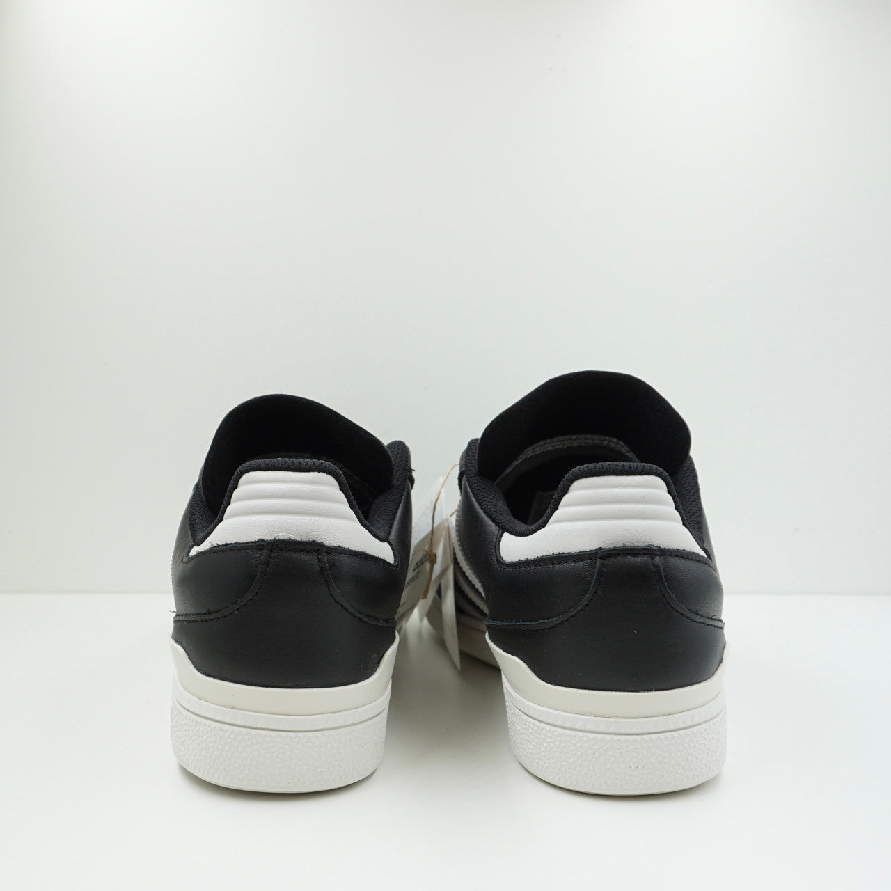 Adidas Busenitz Low Black & White