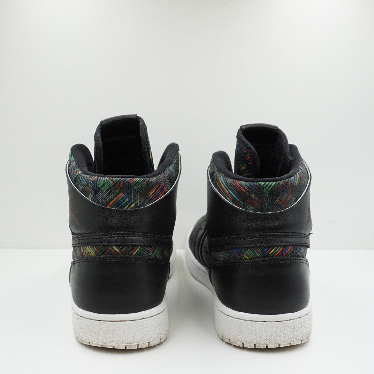 Jordan 1 Retro Nouveau BHM (2016)