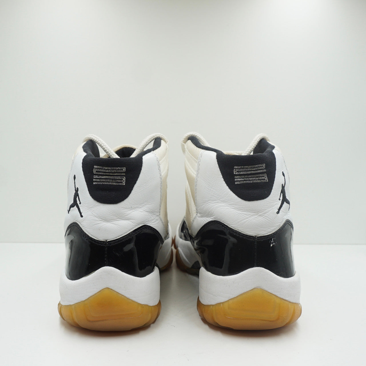 Jordan 11 Retro Concord (2000)
