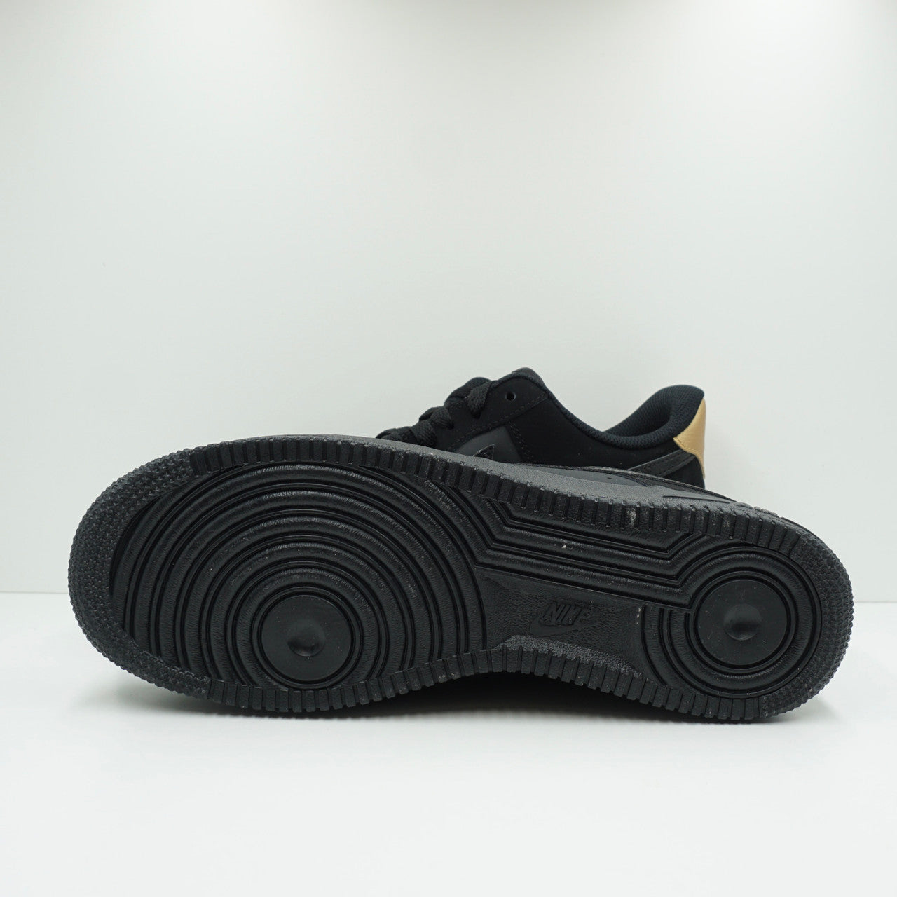 Nike Air Force 1 Low Nubuck Black Metallic Gold (2021)