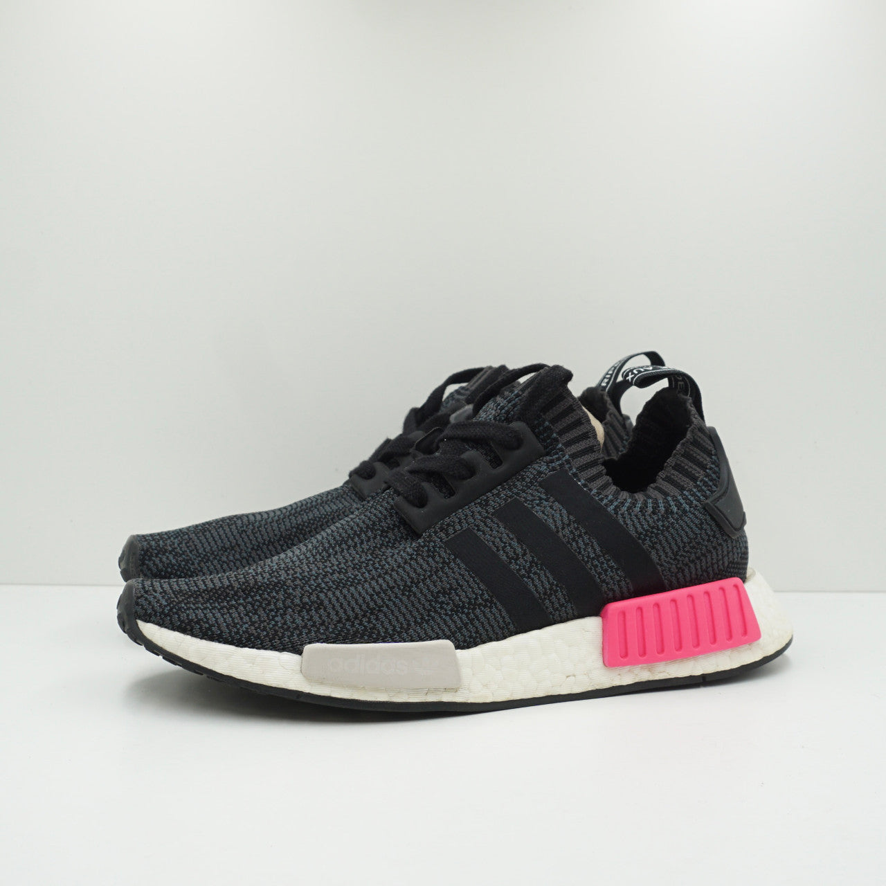 Adidas NMD R1 Essential Pink (W)