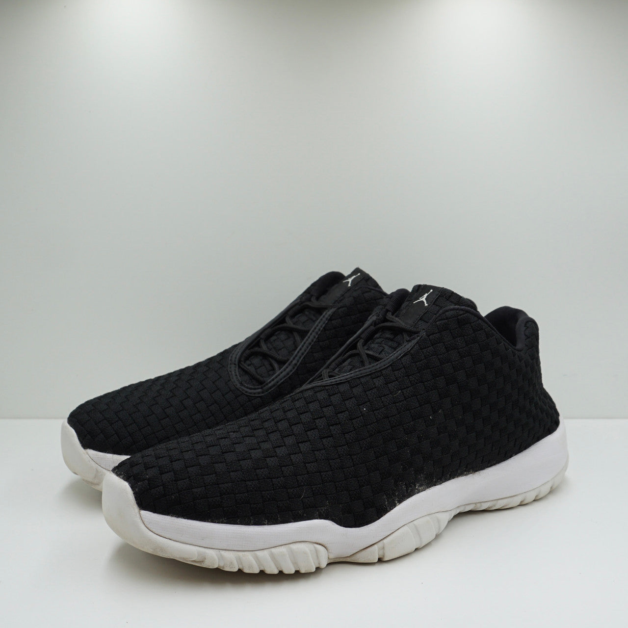 Jordan Future Low Black White (2018)