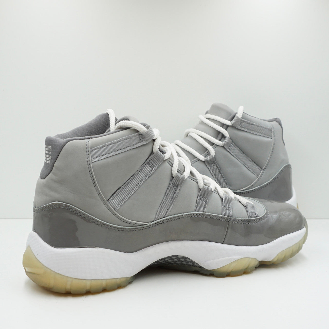 Jordan 11 Retro Cool Grey (2001)