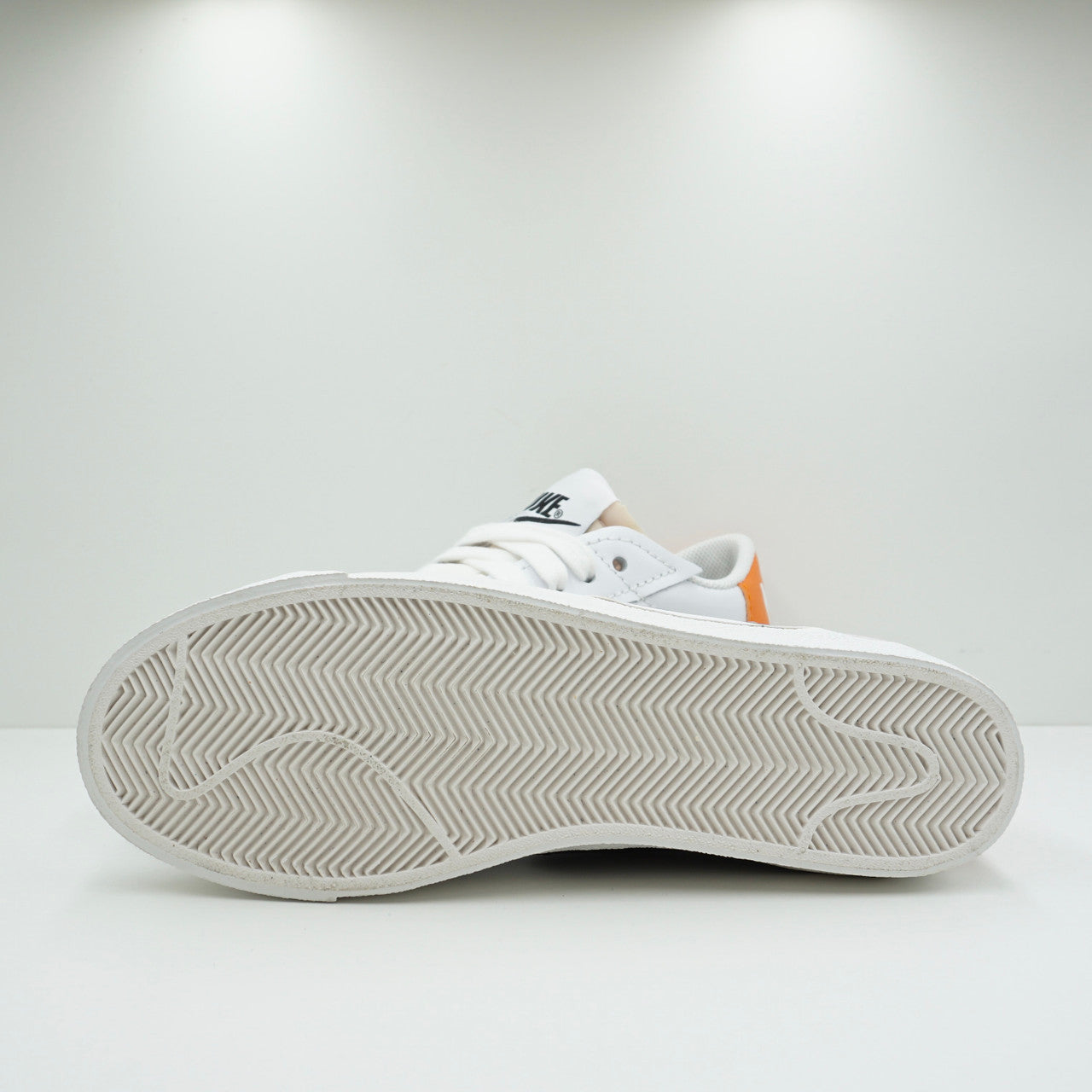 Nike Blazer Low 77 Jumbo Glitch Swoosh