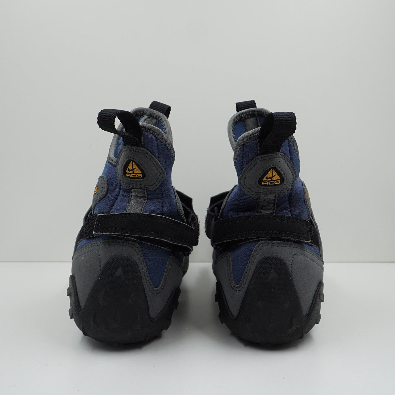 Nike ACG Toketee Mid
