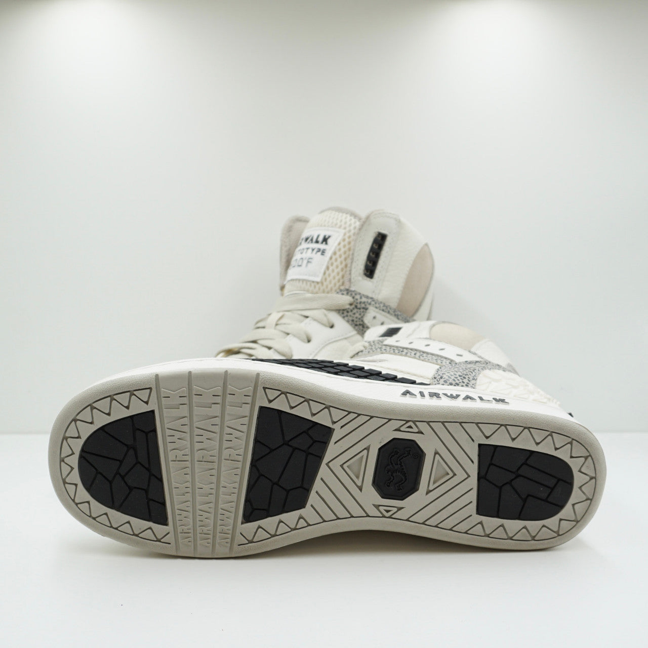 Airwalk Prototype 600F