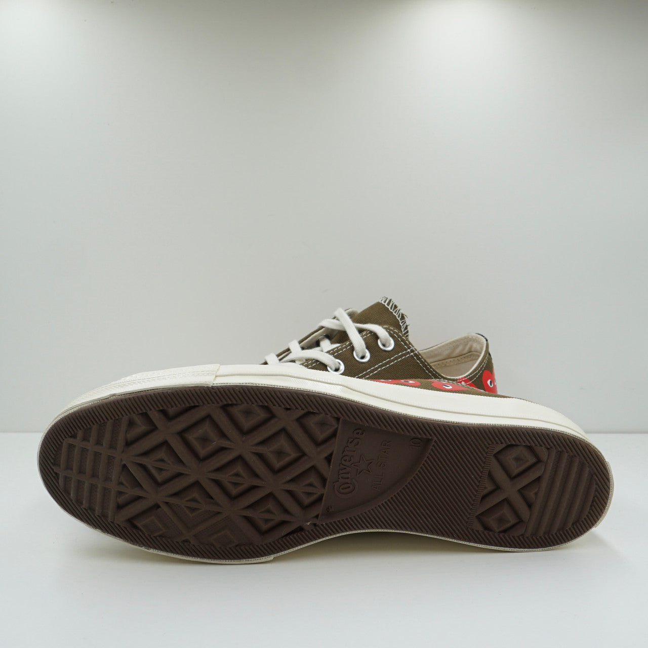 Converse Chuck Taylor Low x Comme Des Garçons Play Multiple Hearts Khaki