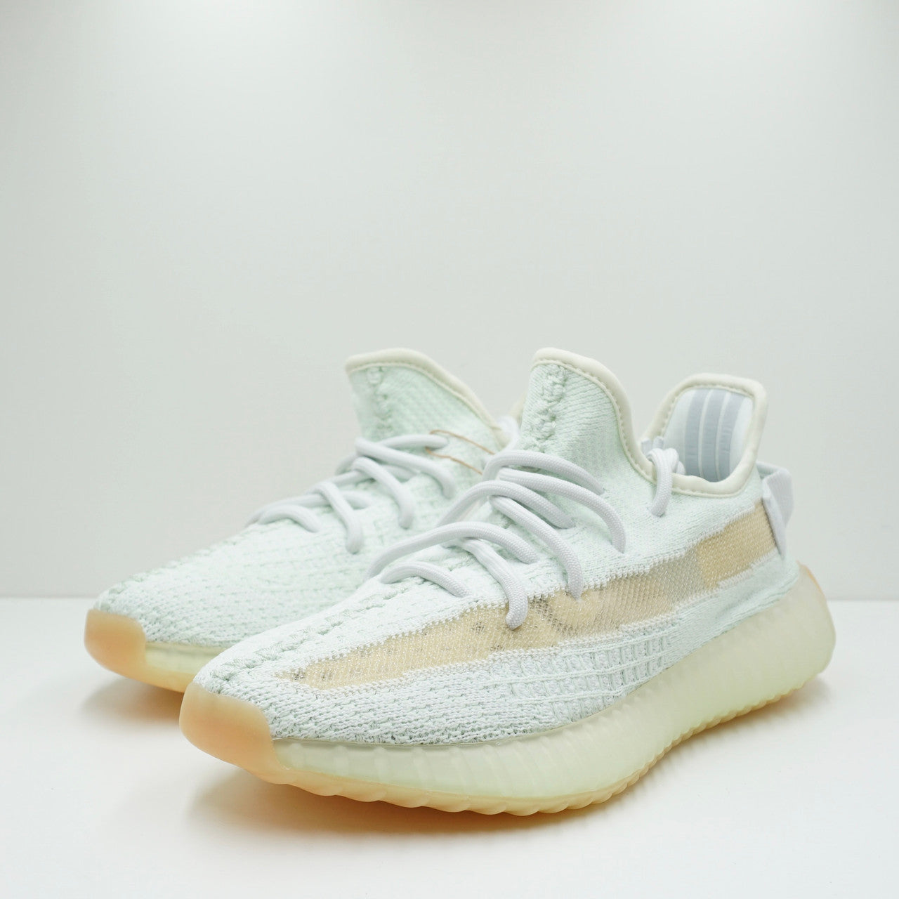 Adidas Yeezy Boost 350 V2 Hyperspace