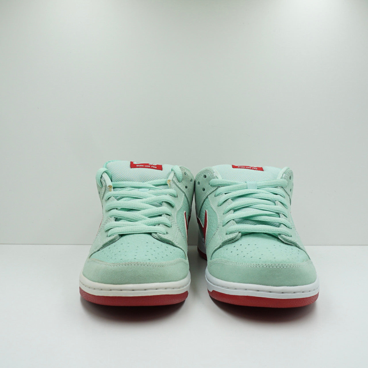 Nike SB Dunk Low Medium Mint Gym Red