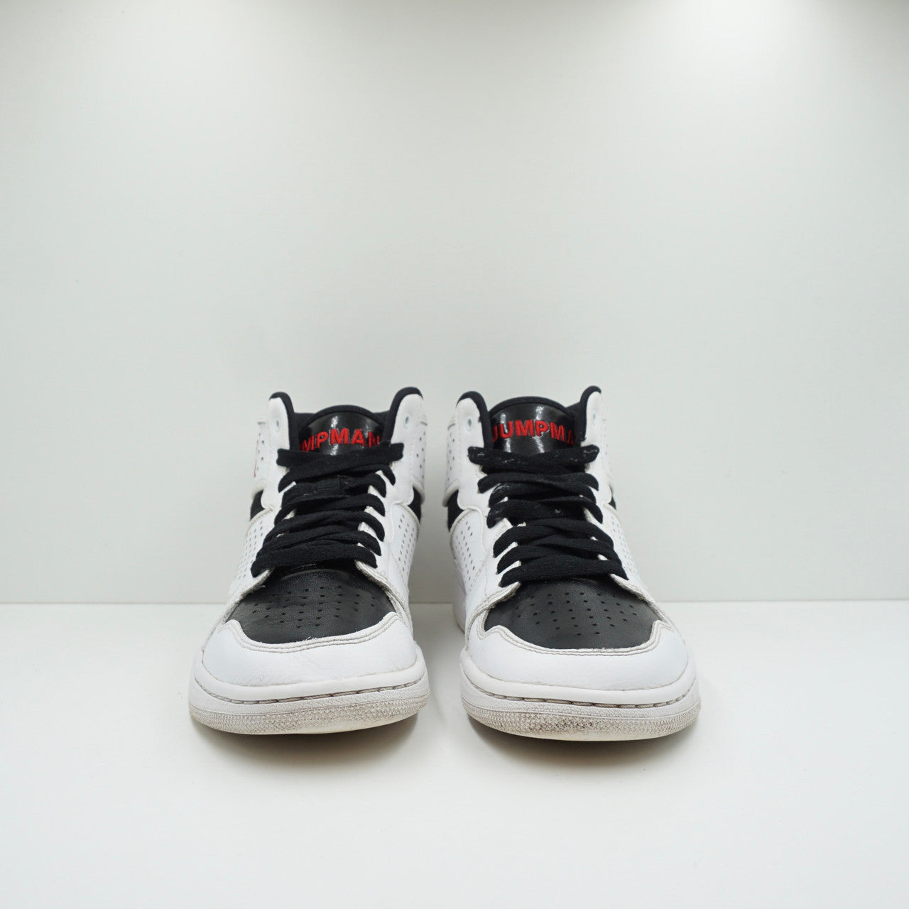 Jordan Access White Black University Red