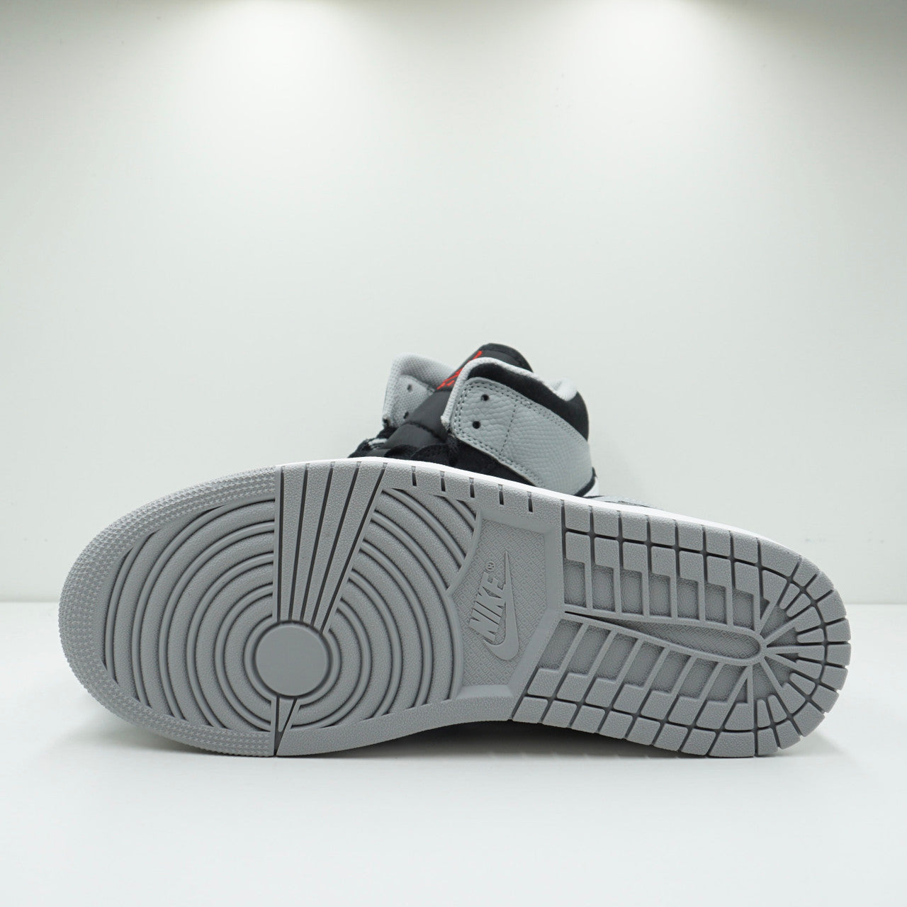 Jordan 1 Mid Elephant Print