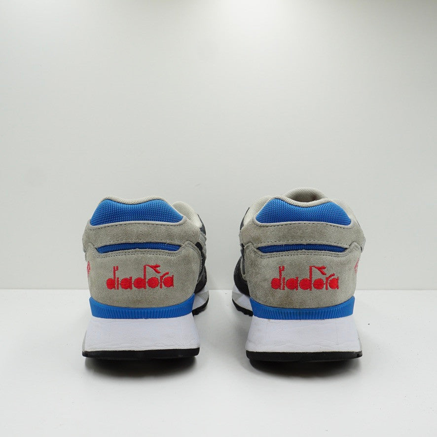 Diadora V7000 Grey