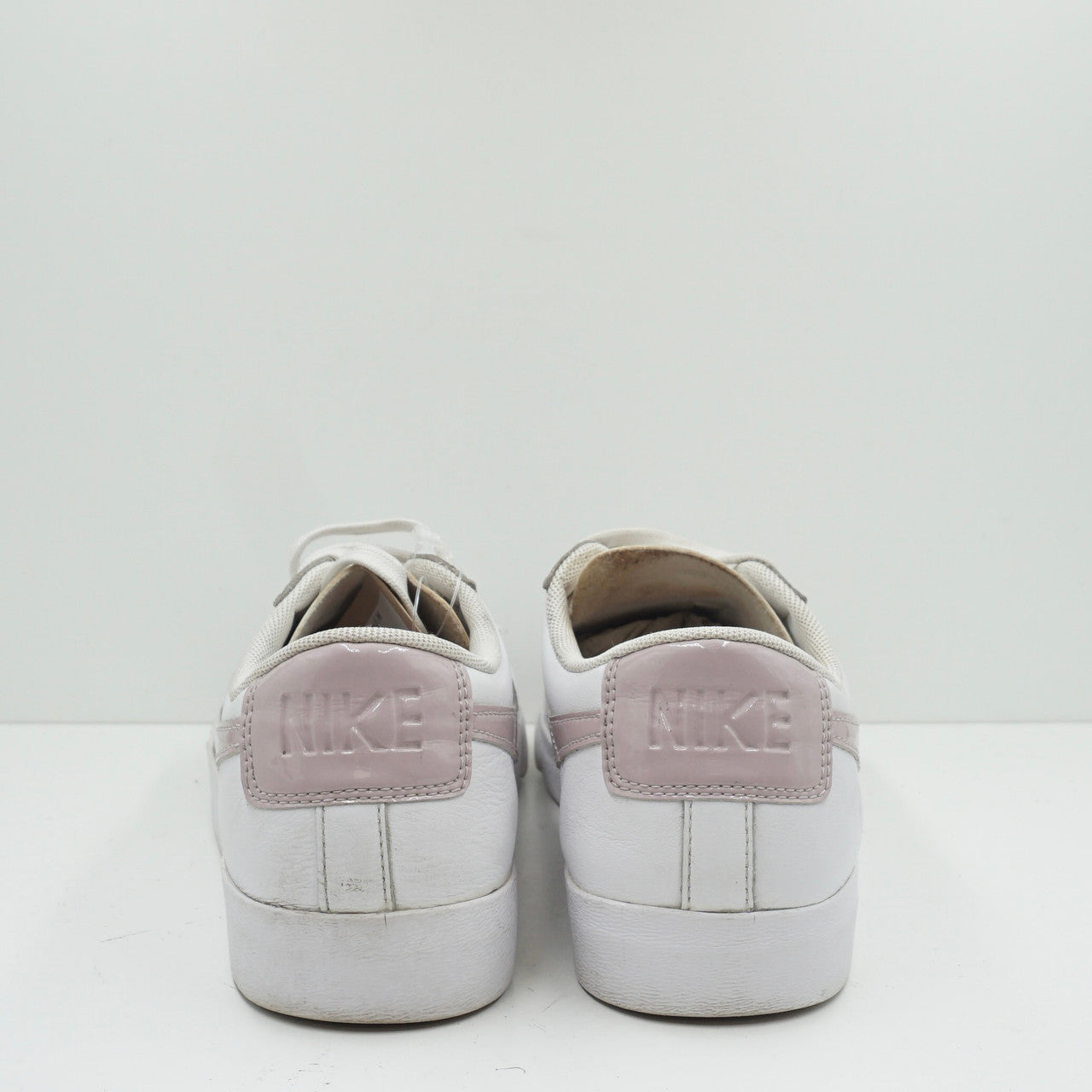 Nike Blazer Low LE (W)