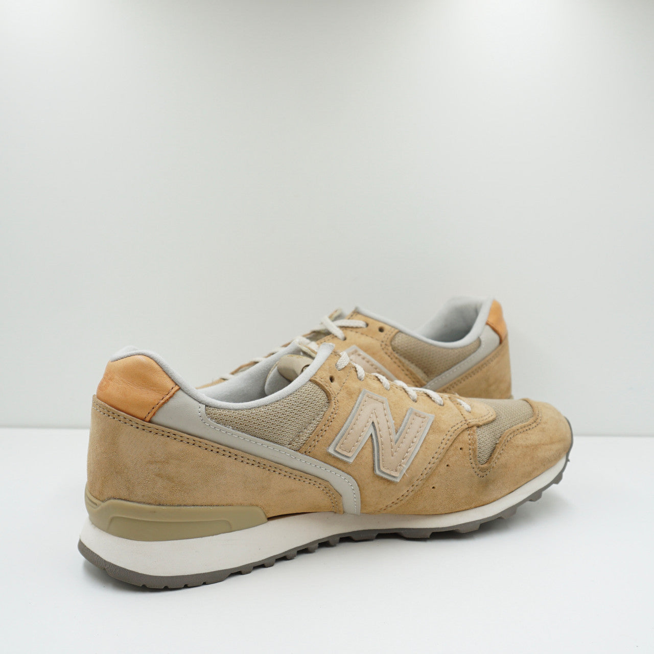 New Balance 996 Beige (W)