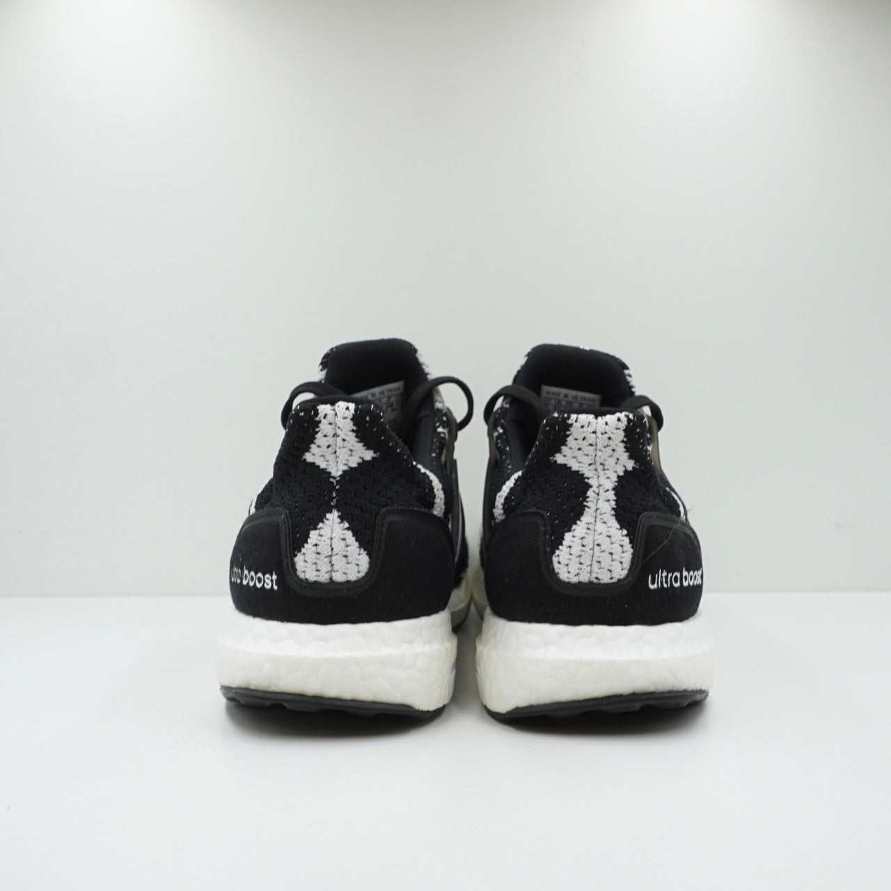 Adidas Ultraboost Marimekko