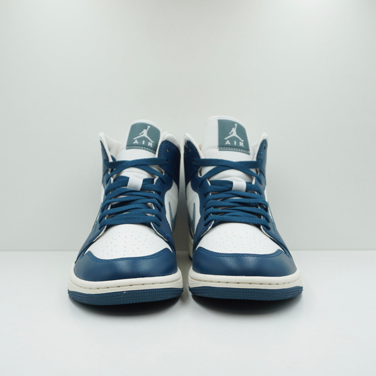 Jordan 1 Mid French Blue (W)