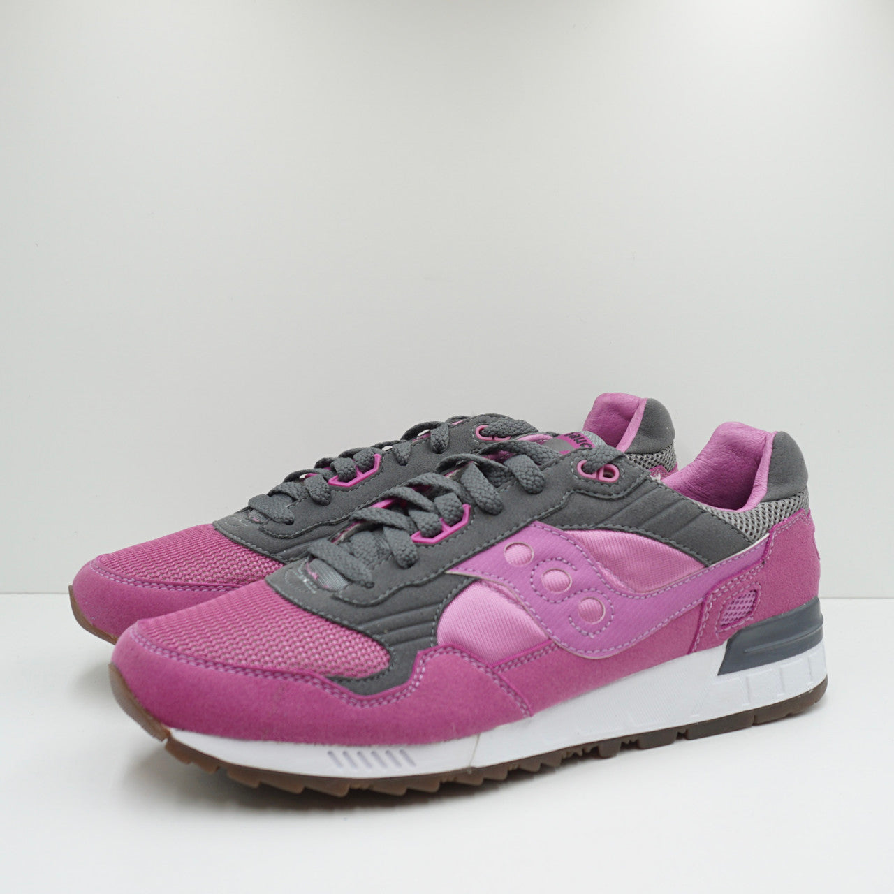 Saucony solebox hot sale