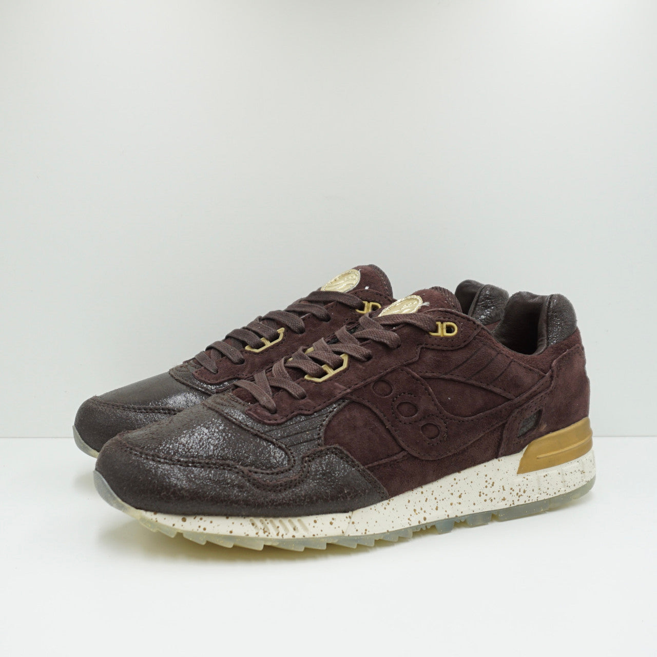 Saucony shadow hot sale 5000 gold