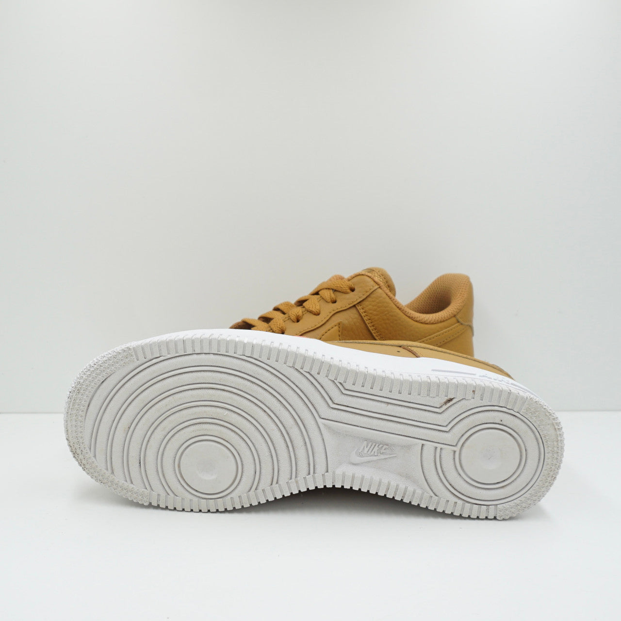 Nike Air Force 1 Low '07 Essential Wheat Mini Swoosh (W)
