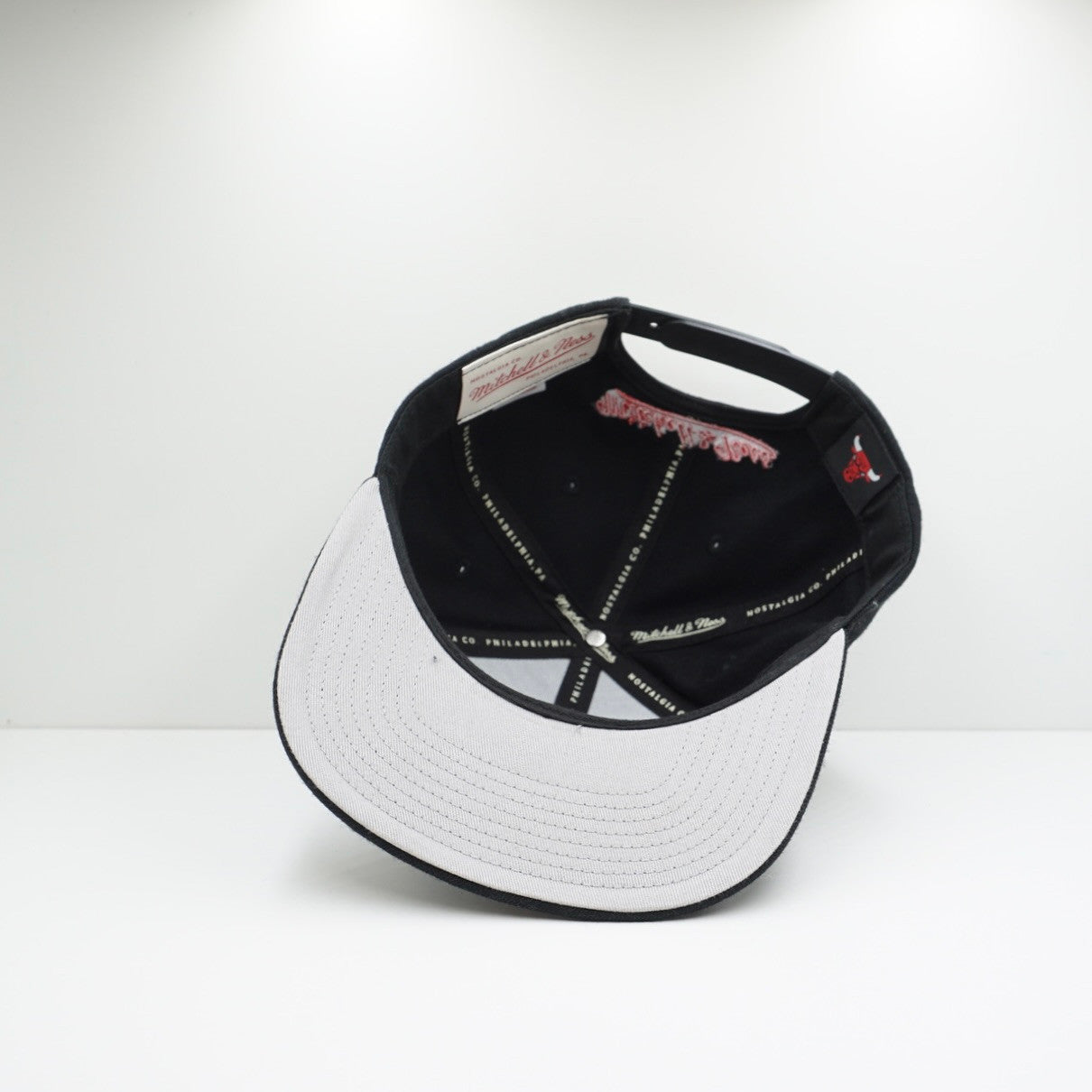 Mitchell & Ness Chicago Bulls Snapback Cap