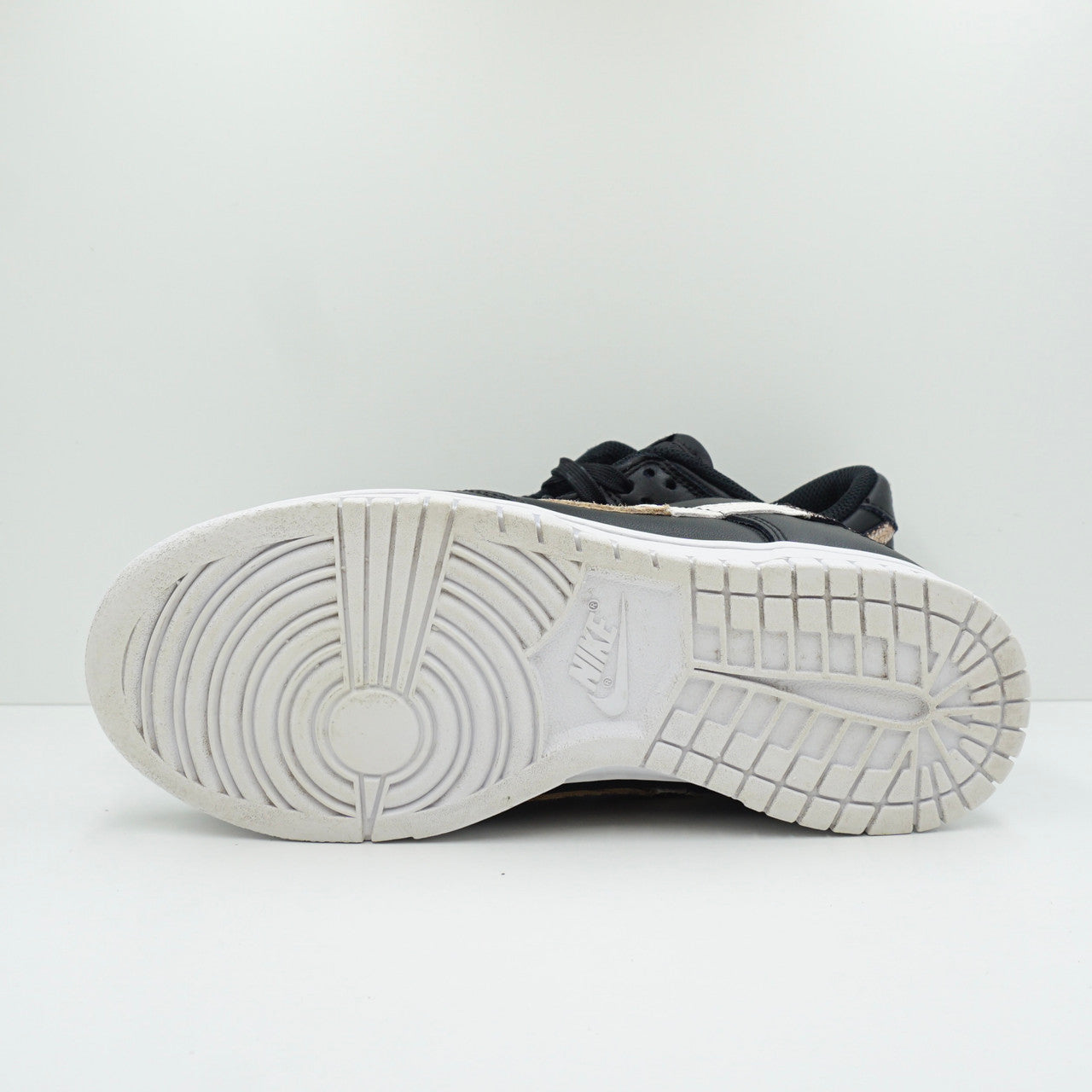 Nike Dunk Low SE Primal Black (W)