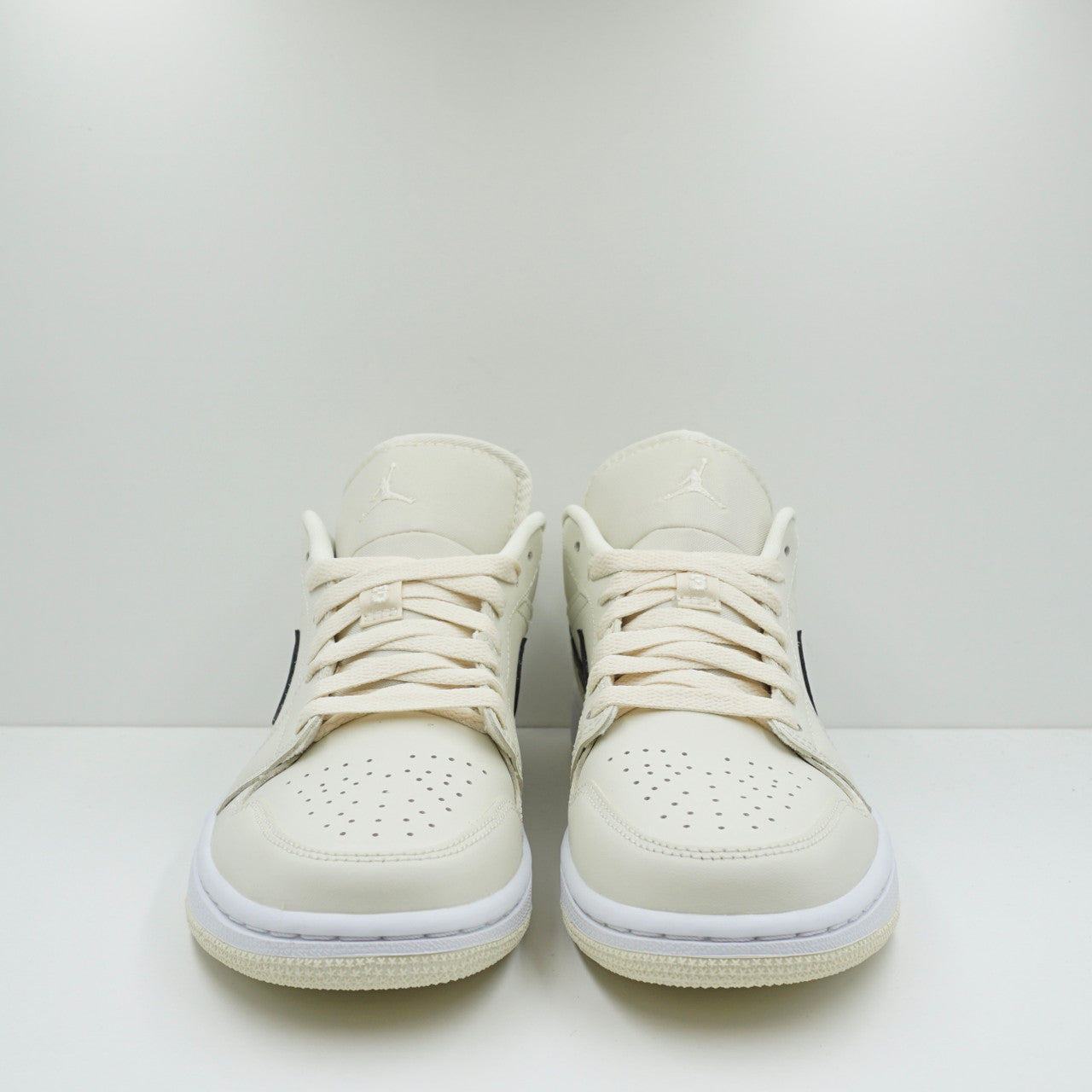 Jordan 1 Low Coconut Milk (W)