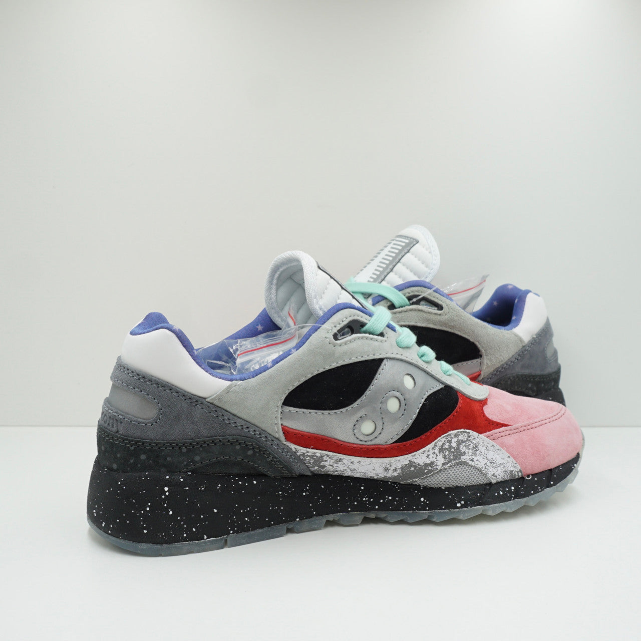 Saucony Shadow 6000 Space Fight Sample