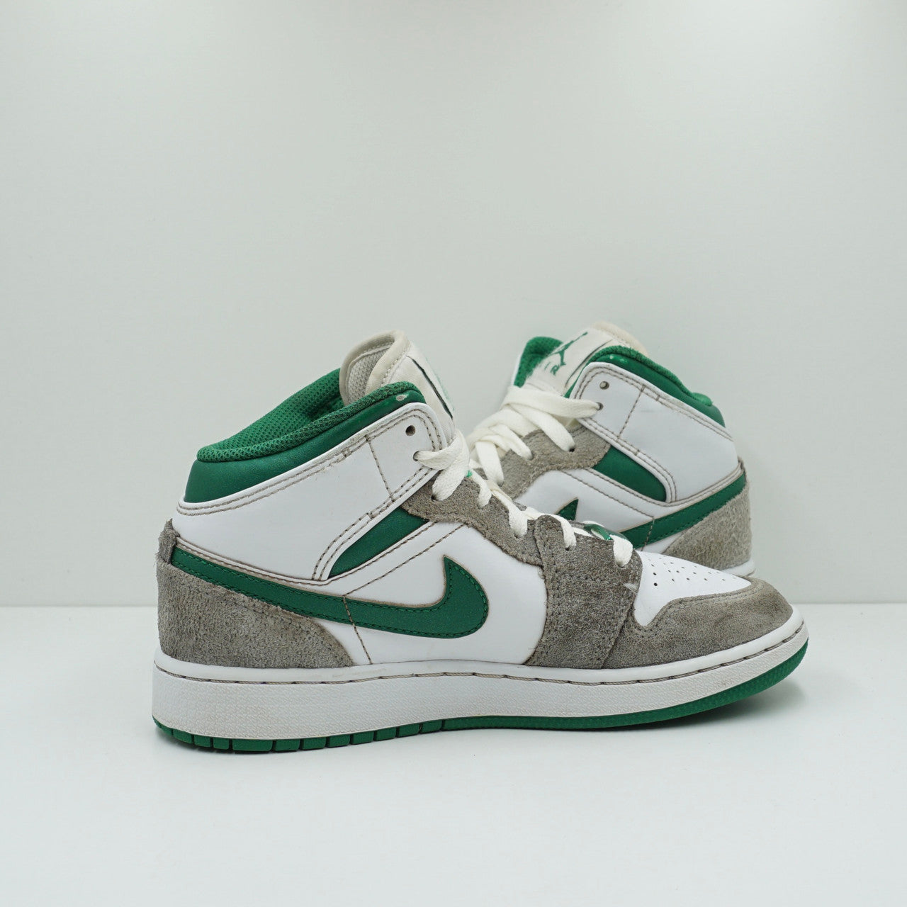 Jordan 1 Mid SE White Pine Green Smoke Grey (GS)