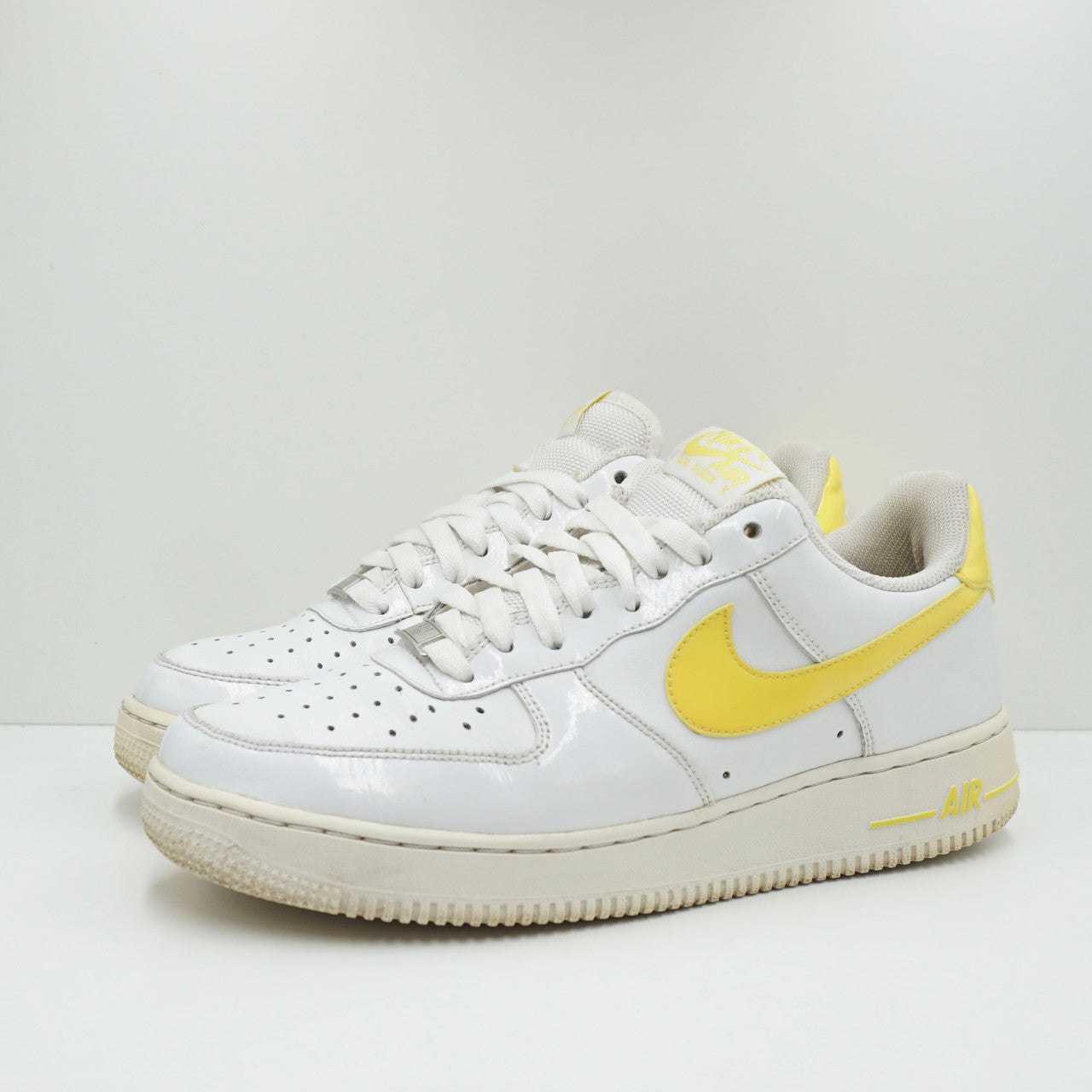 air force 1 with yellow tick