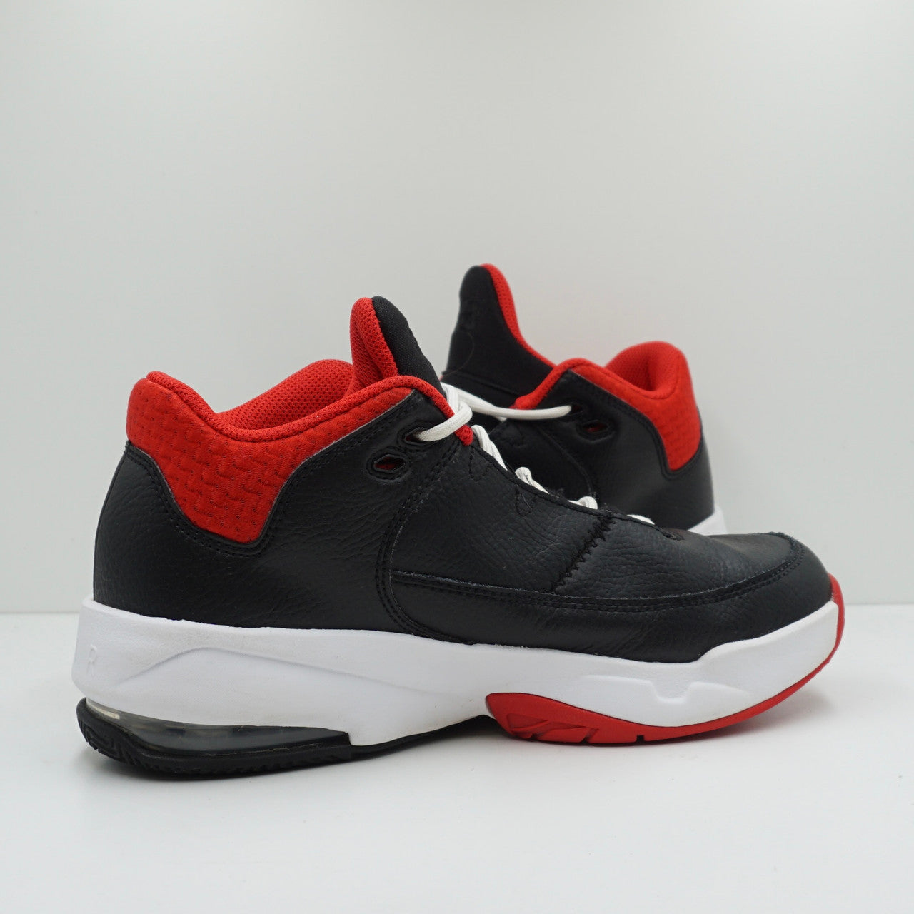 Jordan Max Aura 3 Black Red (GS)