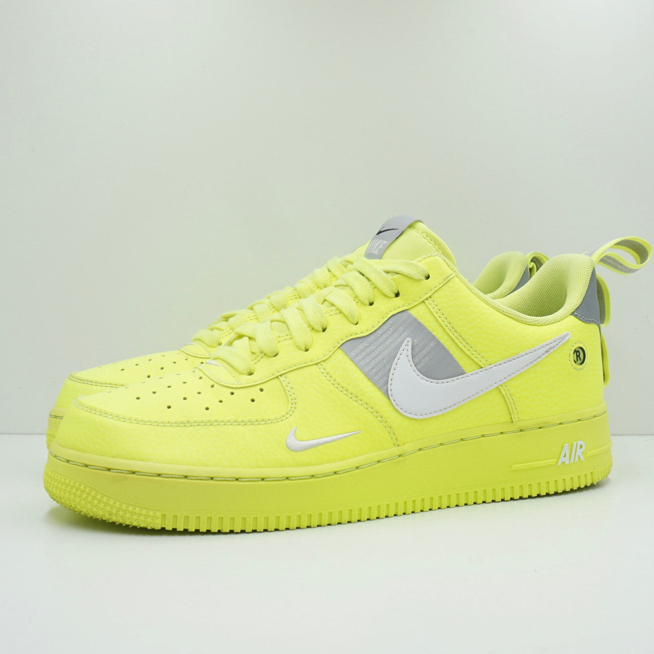 Nike Air Force 1 Utility Volt 2 (2018)