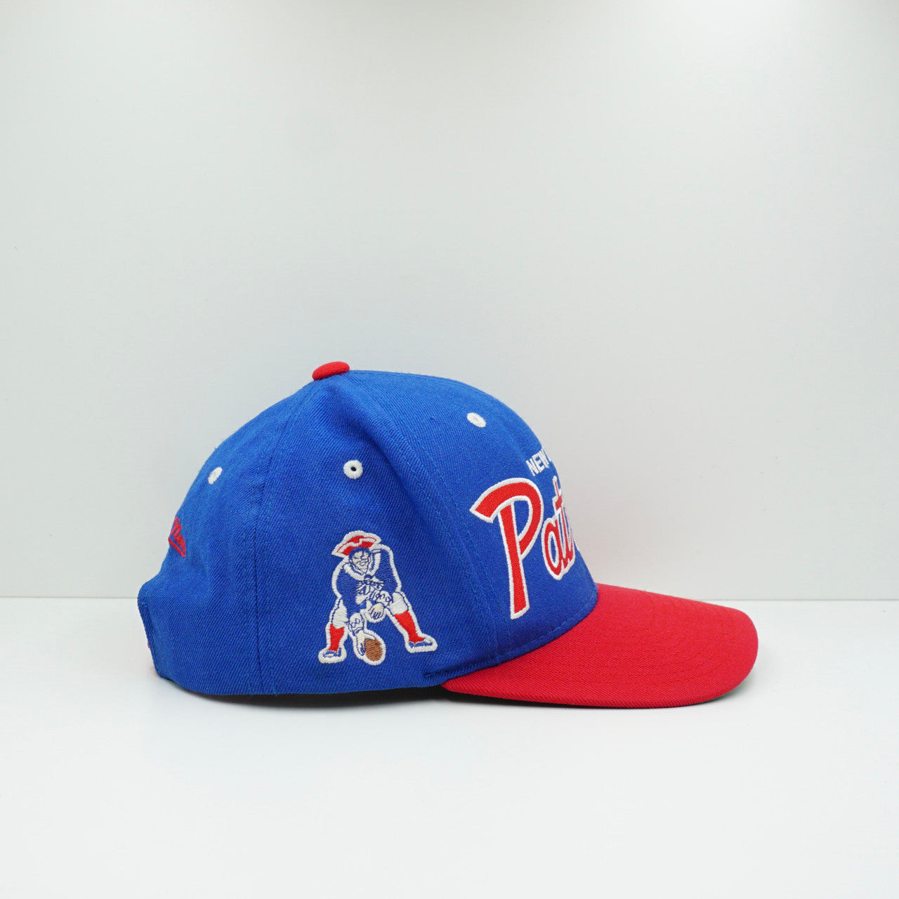 Mitchell & Ness New England Patriots Snapback Cap