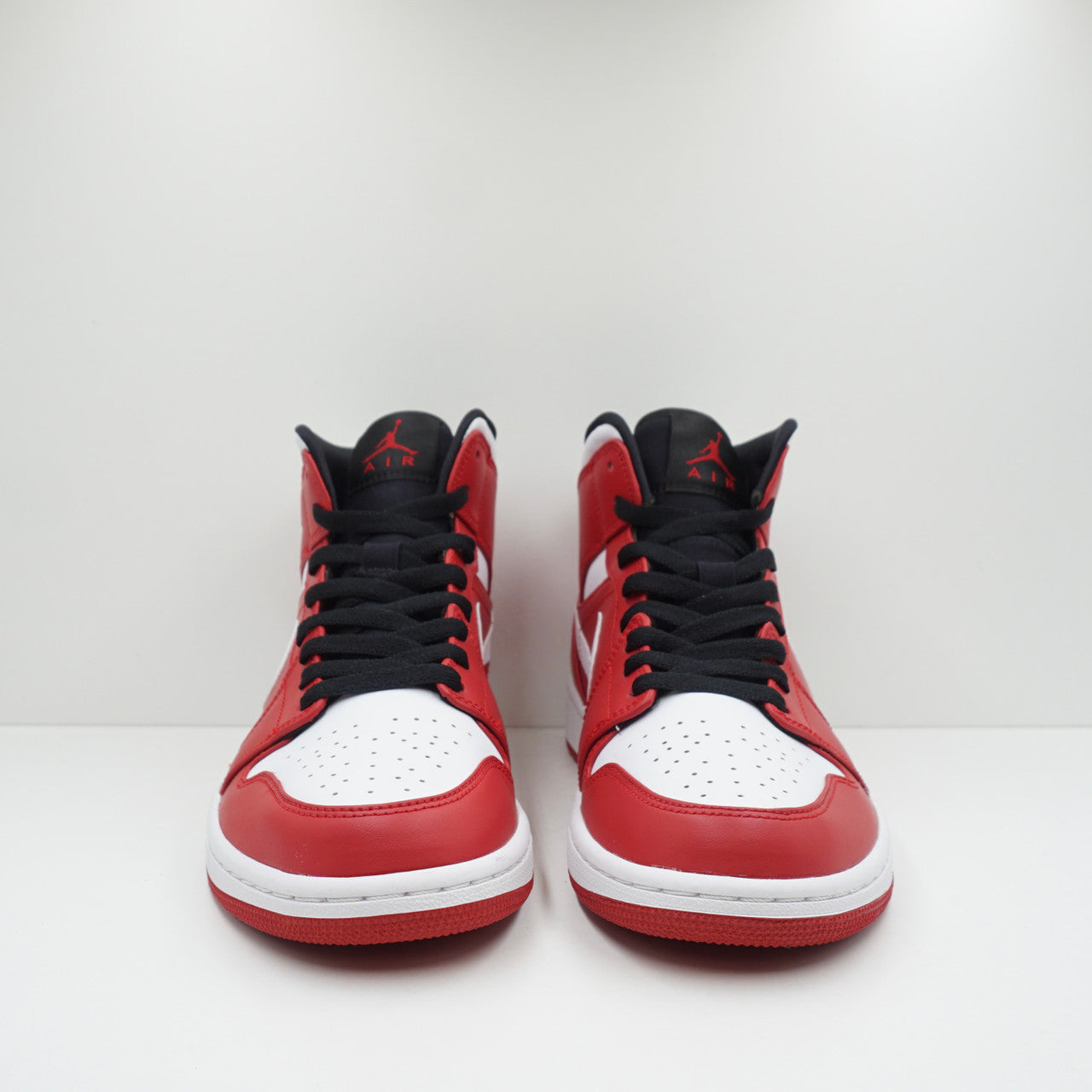 Jordan 1 Mid Chicago