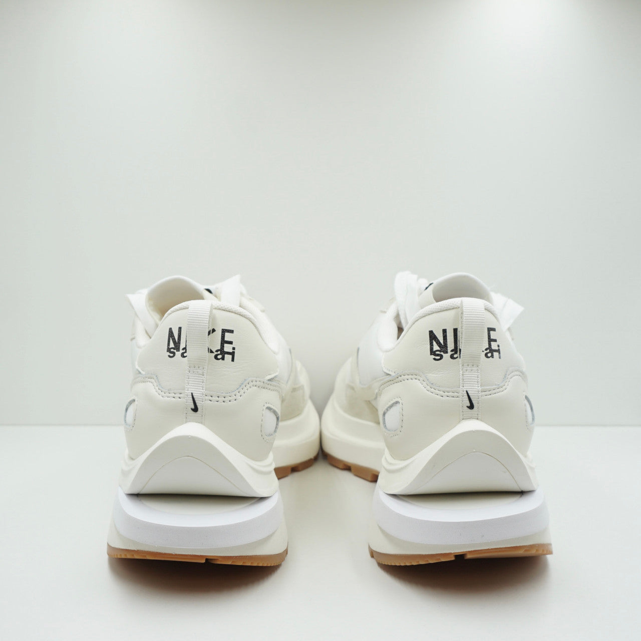 Nike Vaporwaffle Sacai Sail Gum