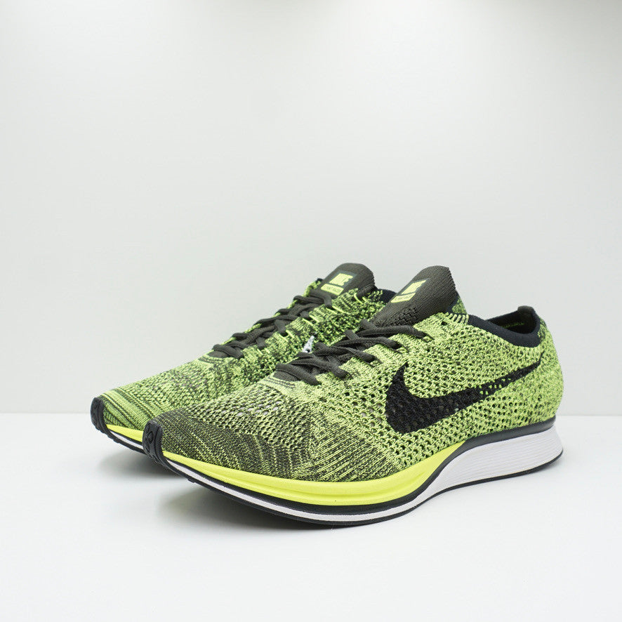 Nike Flyknit Racer Volt (2016)