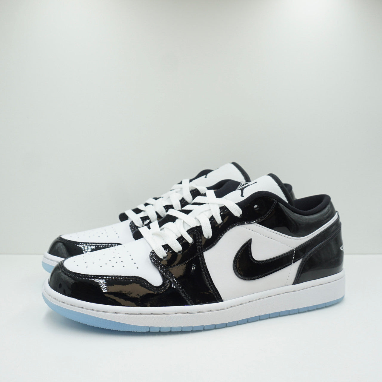 Jordan 1 Low SE Concord