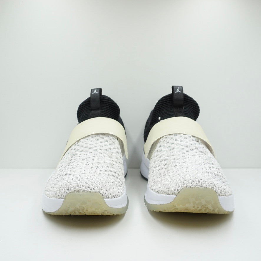 Jordan Trainer 2 Flyknit White Black