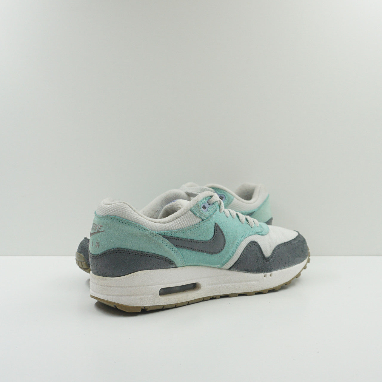 Air Max 1 Essential (W)