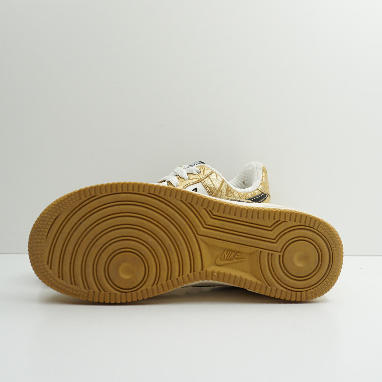 Nike Air Force 1 Metallic Gold 07 (W)