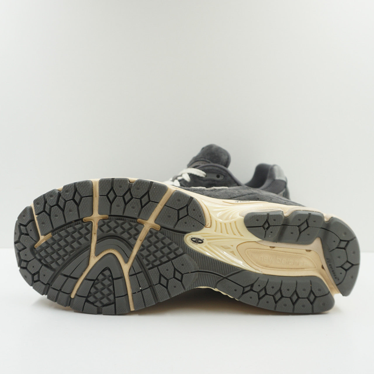 New Balance 2002R Black Dark Grey