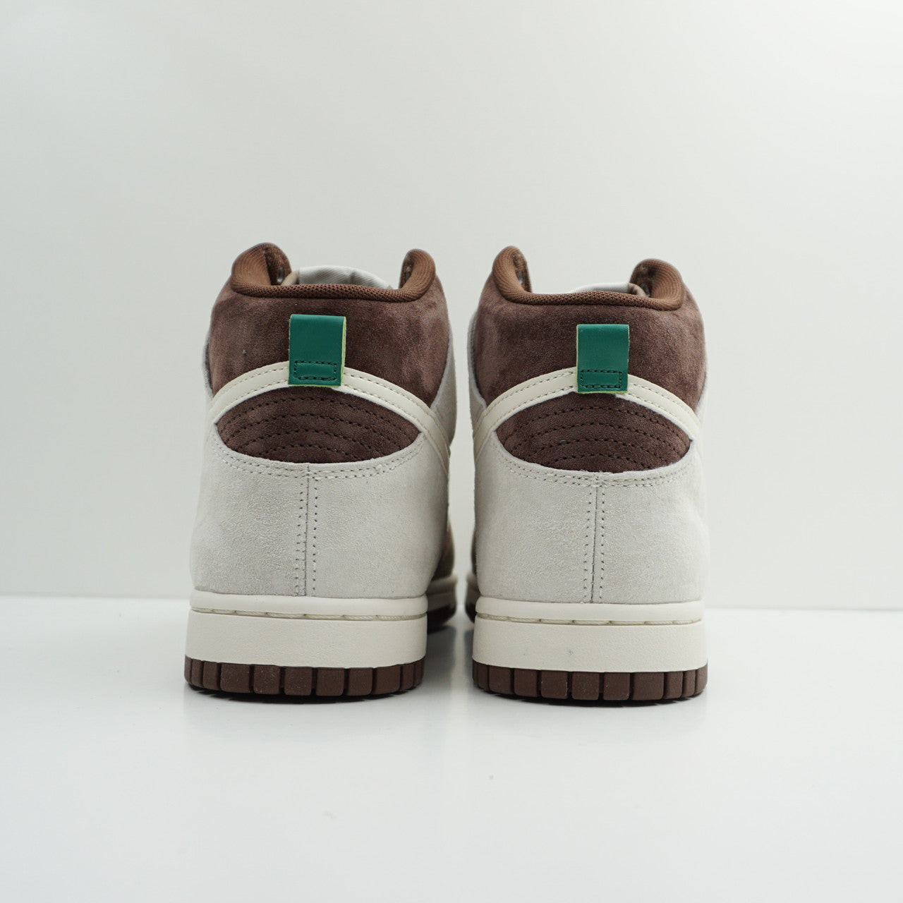 Nike Dunk High Light Chocolate