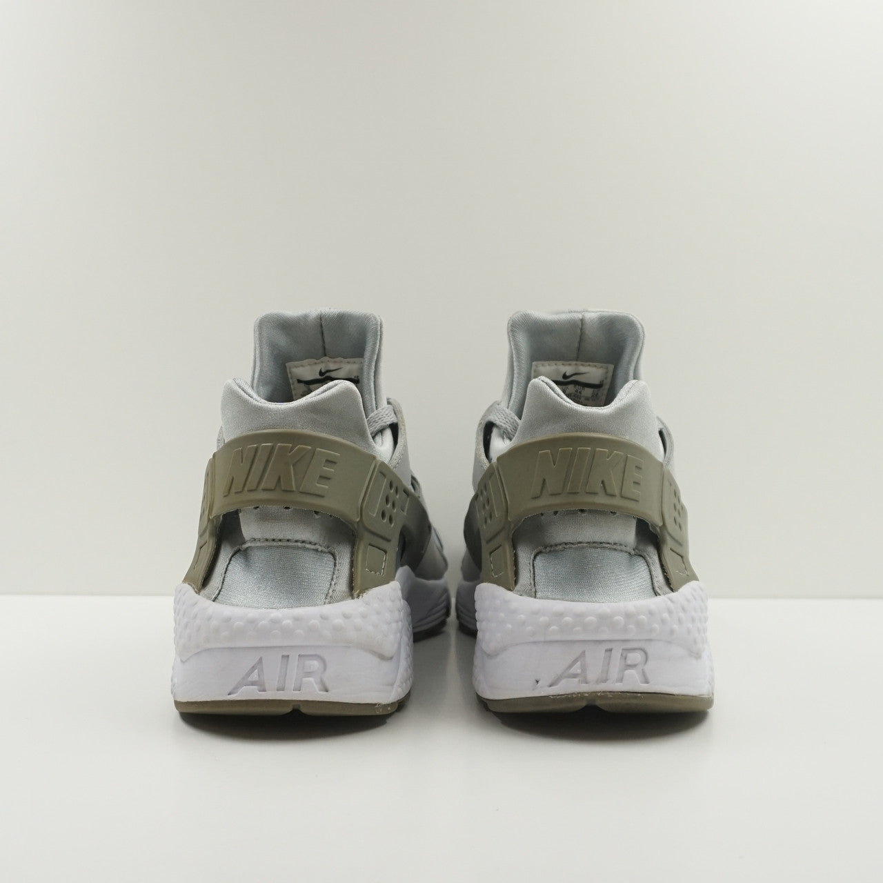 Nike Air Huarache Wolf Grey