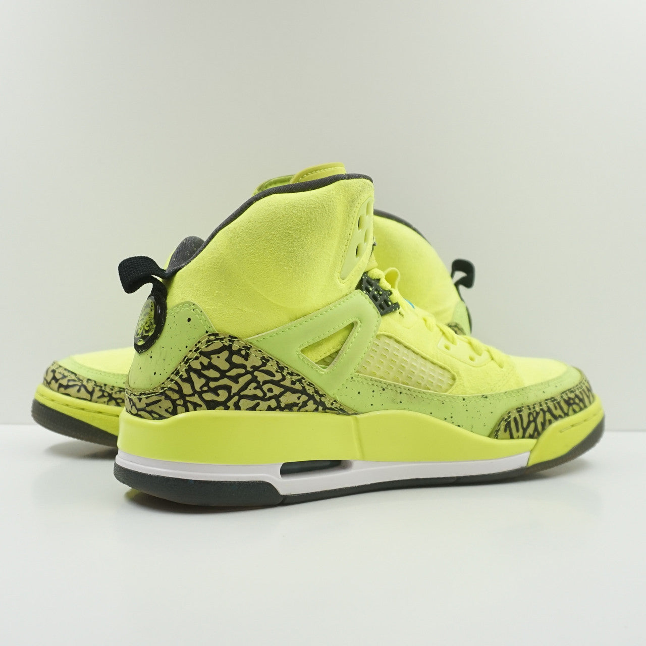 Jordan Spizike BHM Volt