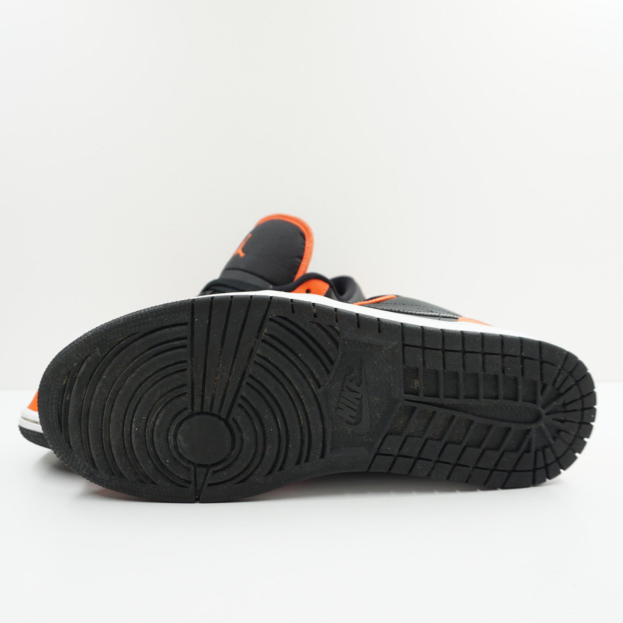 Jordan 1 Low SE Black Turf Orange