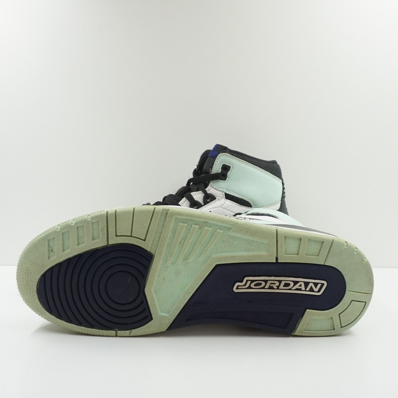 Jordan Legacy 312 Igloo
