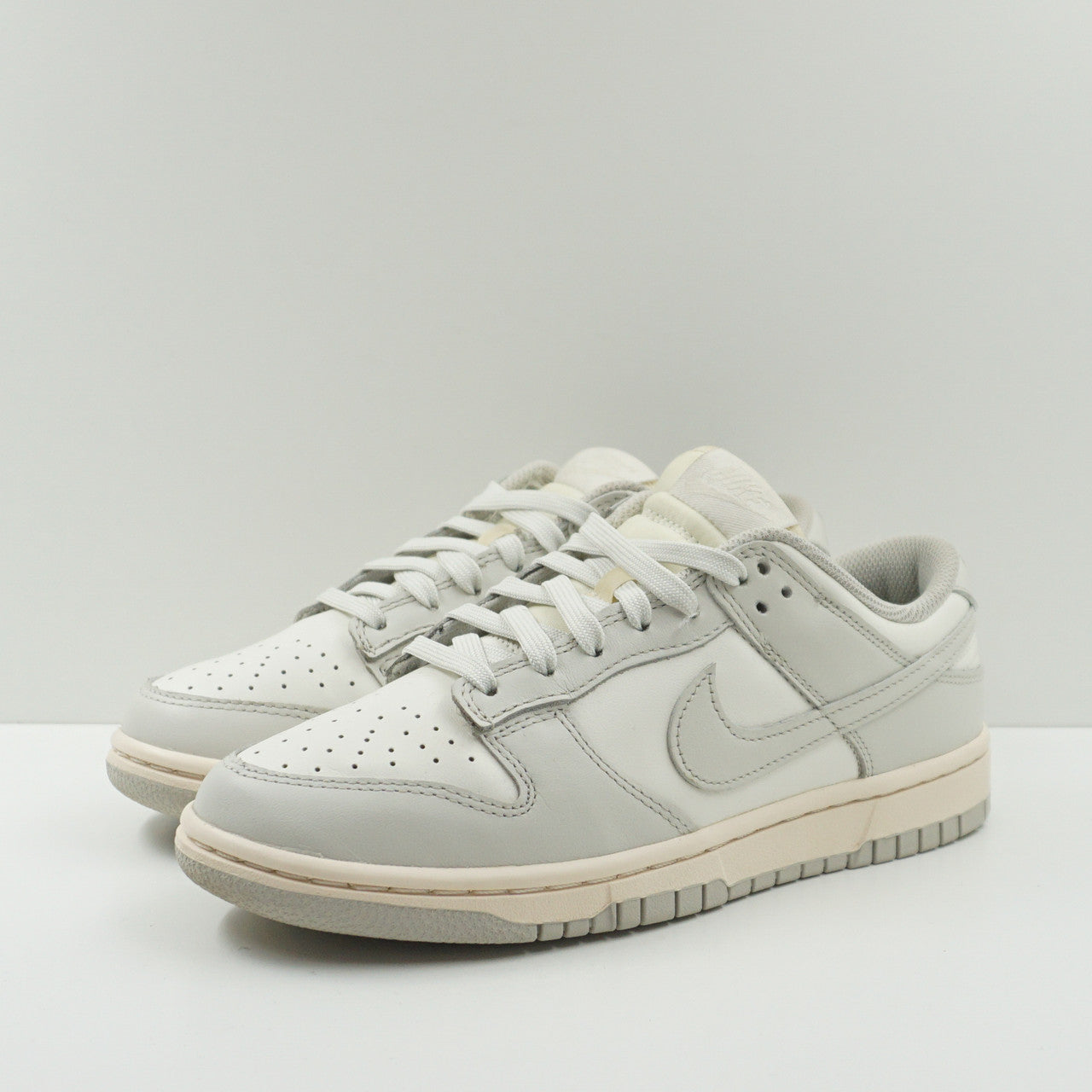 Nike Dunk Low Sail Light Bone (W)