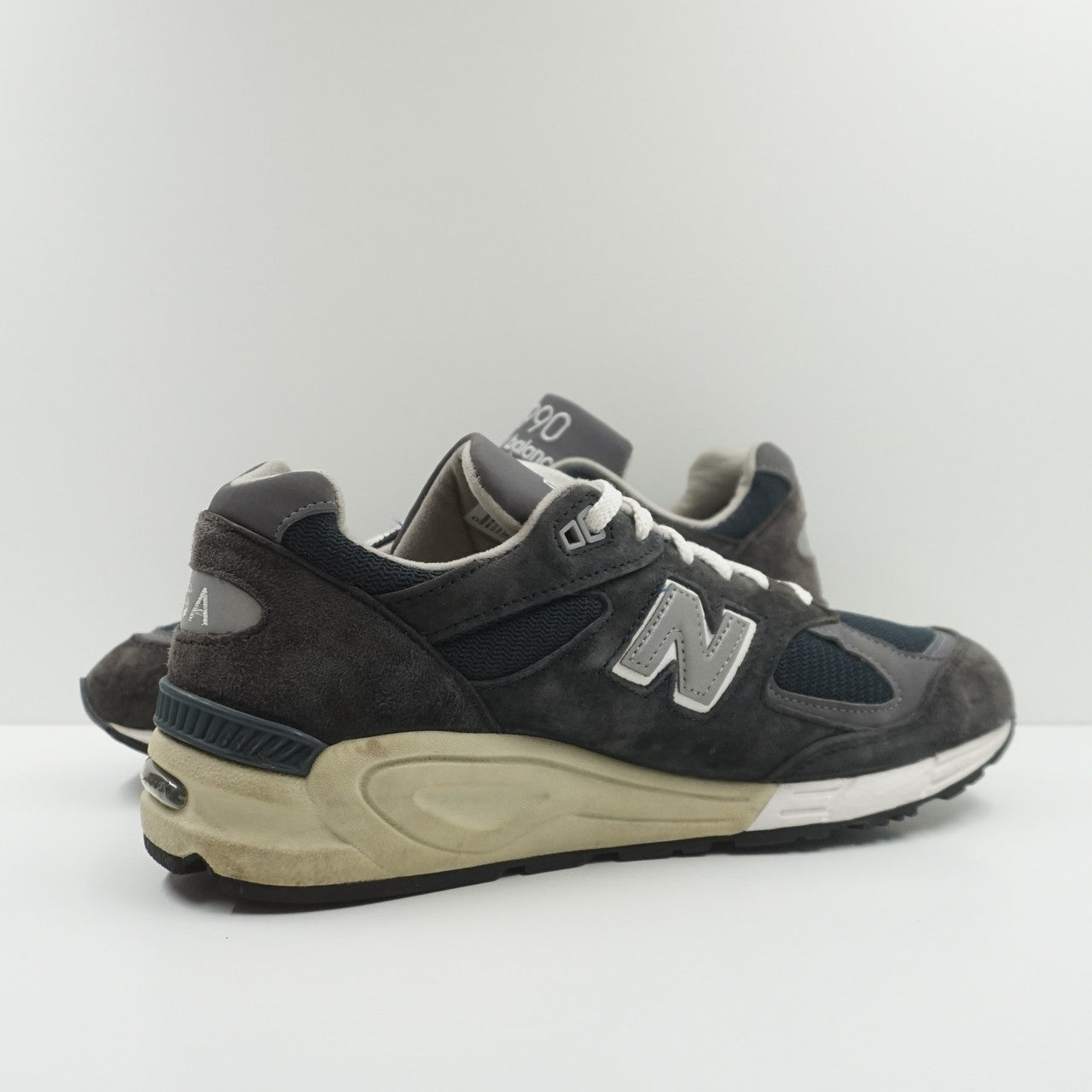 New Balance 990v2 Navy Grey