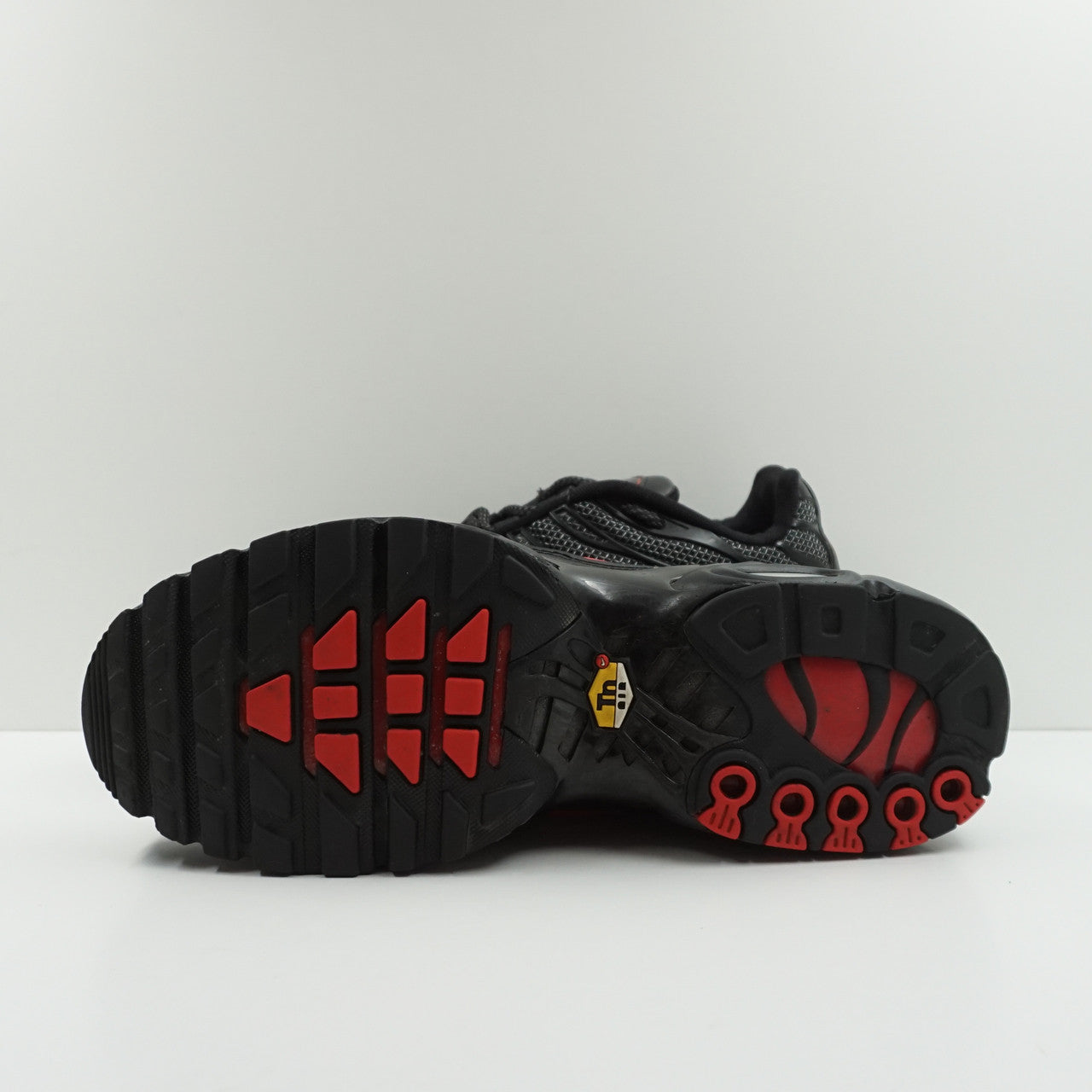 Nike Air Max Plus Metal Mesh Black Red