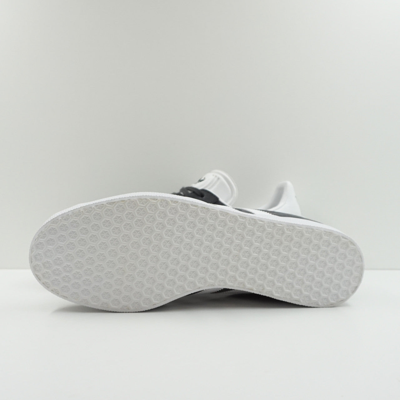 Adidas Gazelle Solid Grey