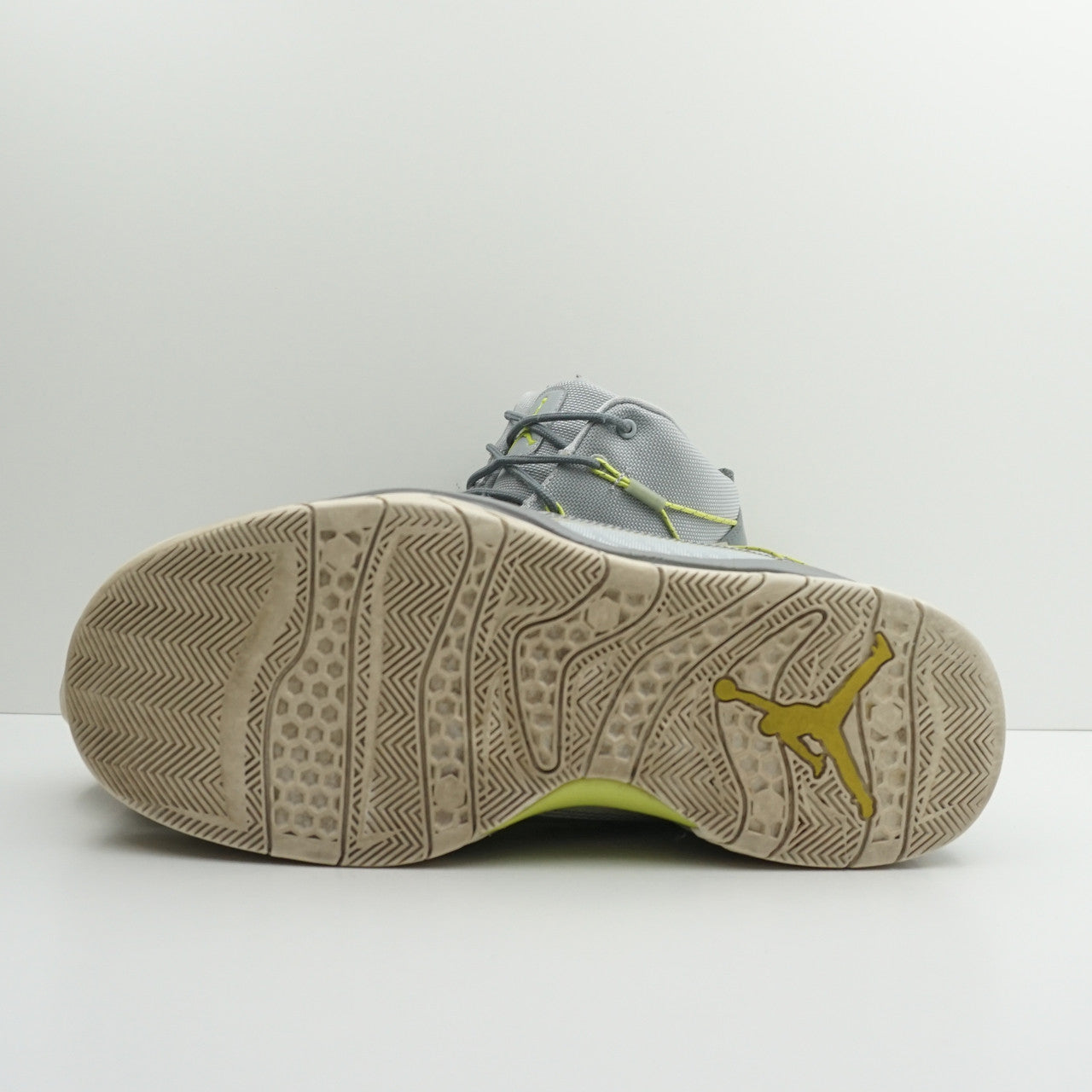 Jordan Prime Flight Wolf Grey